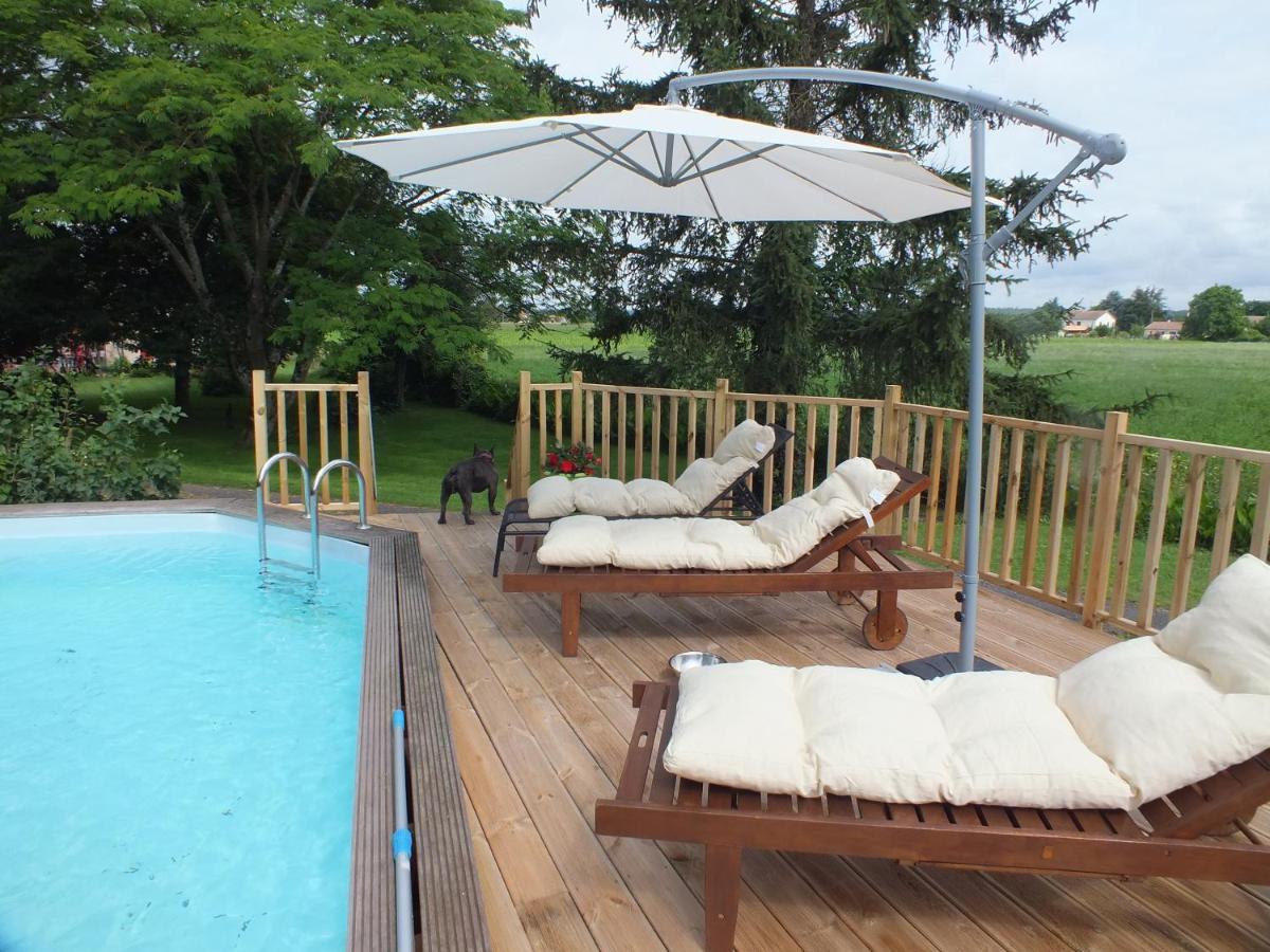 Country B&B Saint-Pierre-d'Eyraud エクステリア 写真
