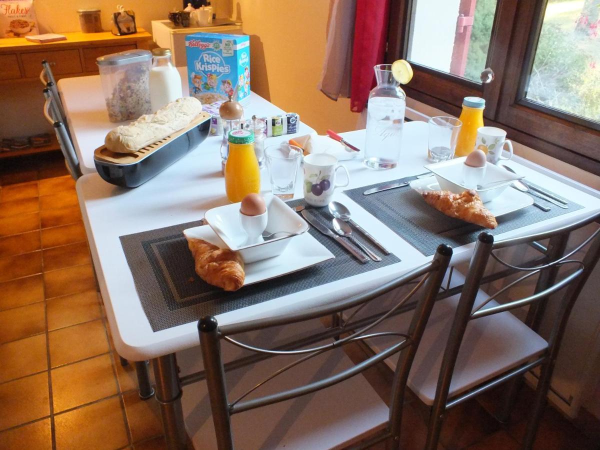 Country B&B Saint-Pierre-d'Eyraud エクステリア 写真