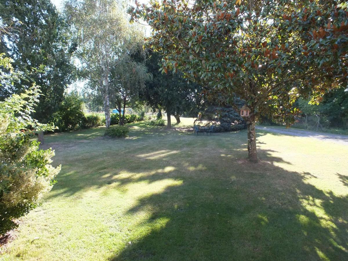 Country B&B Saint-Pierre-d'Eyraud エクステリア 写真