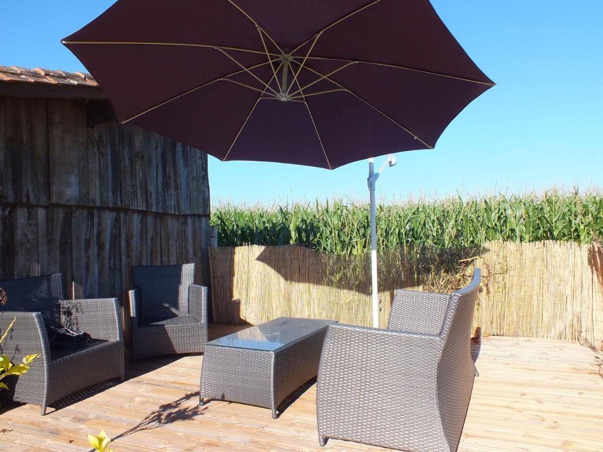 Country B&B Saint-Pierre-d'Eyraud エクステリア 写真